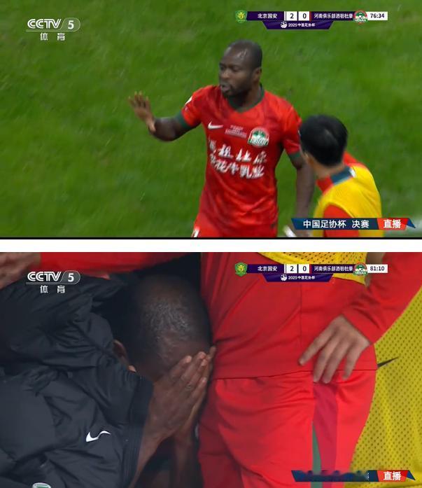 大家注意到没？
阿奇姆彭被换下场时那眼泪，看着真揪心。
这赛季他在拉莫斯手下状态