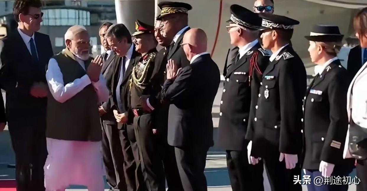 阿三：我又来了
G7:欢迎世界大国参会
阿三：我不是来蹭吃喝的哟
G7:那你来干