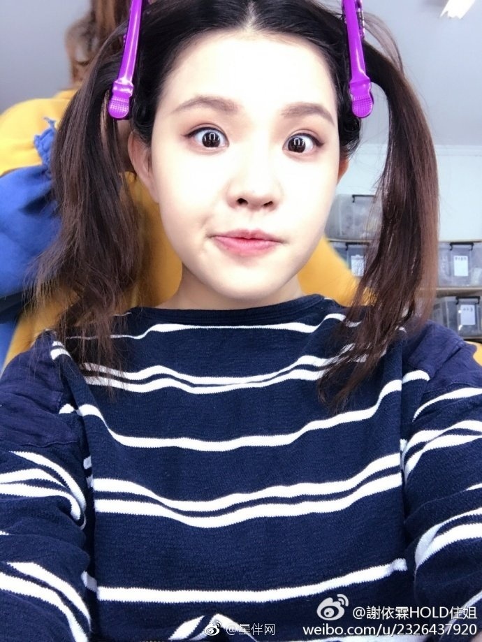 谢依霖用郭碧婷送的杯子装酱油风华合伙人谢依霖这波操作太戳人！把闺蜜送的礼物用在日