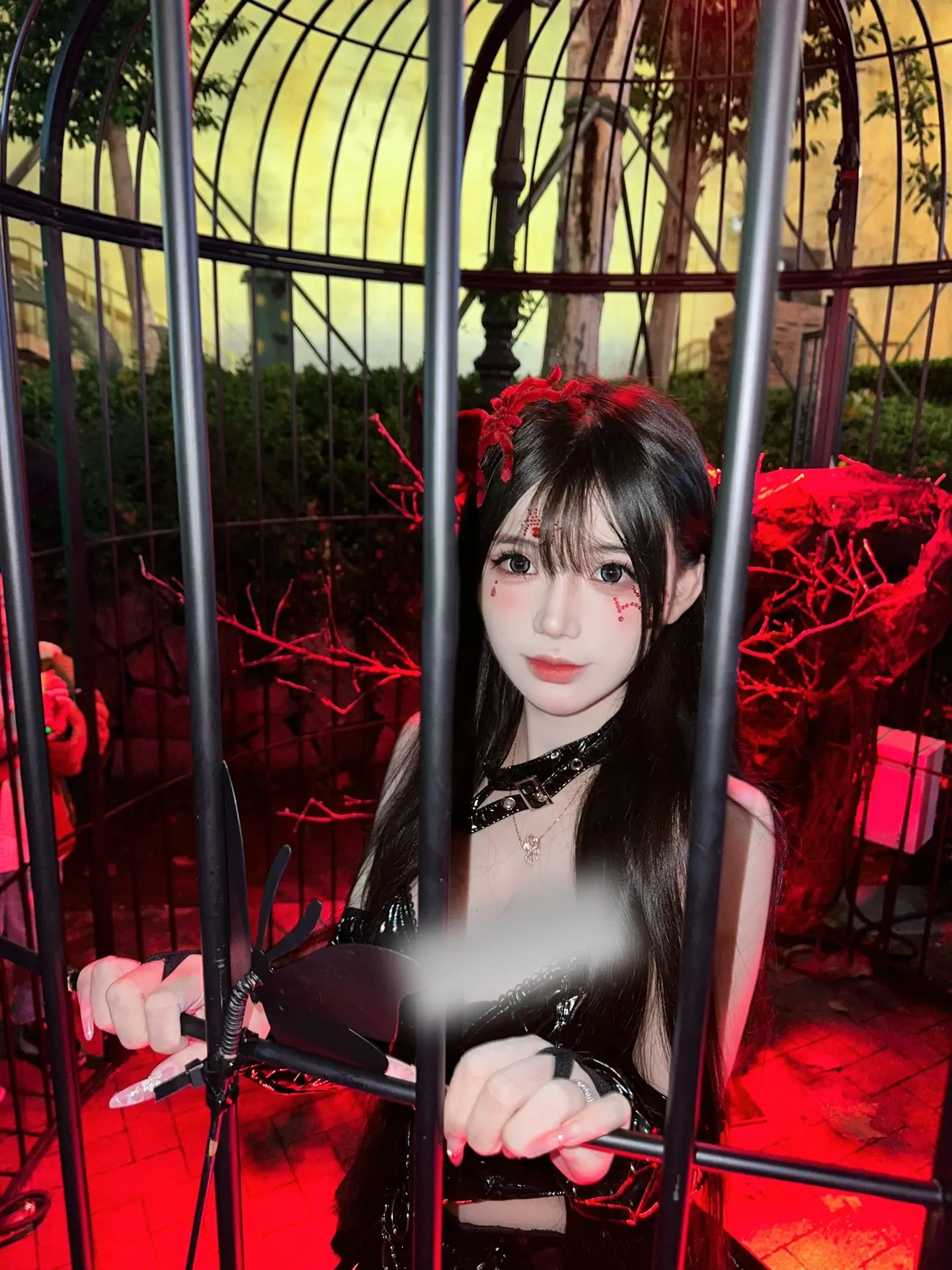 玩了半辈子抽象  世界终于开始抽我了