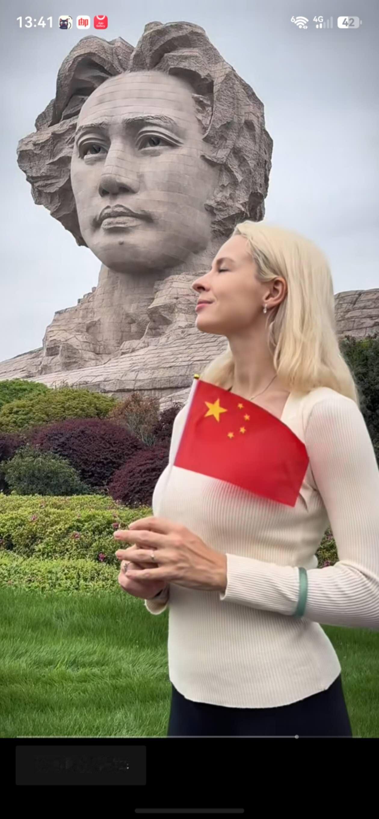 没对比没高低之分，
没对比没公私之分，
没对比没喜悲之分，
没对比没善恶之分，