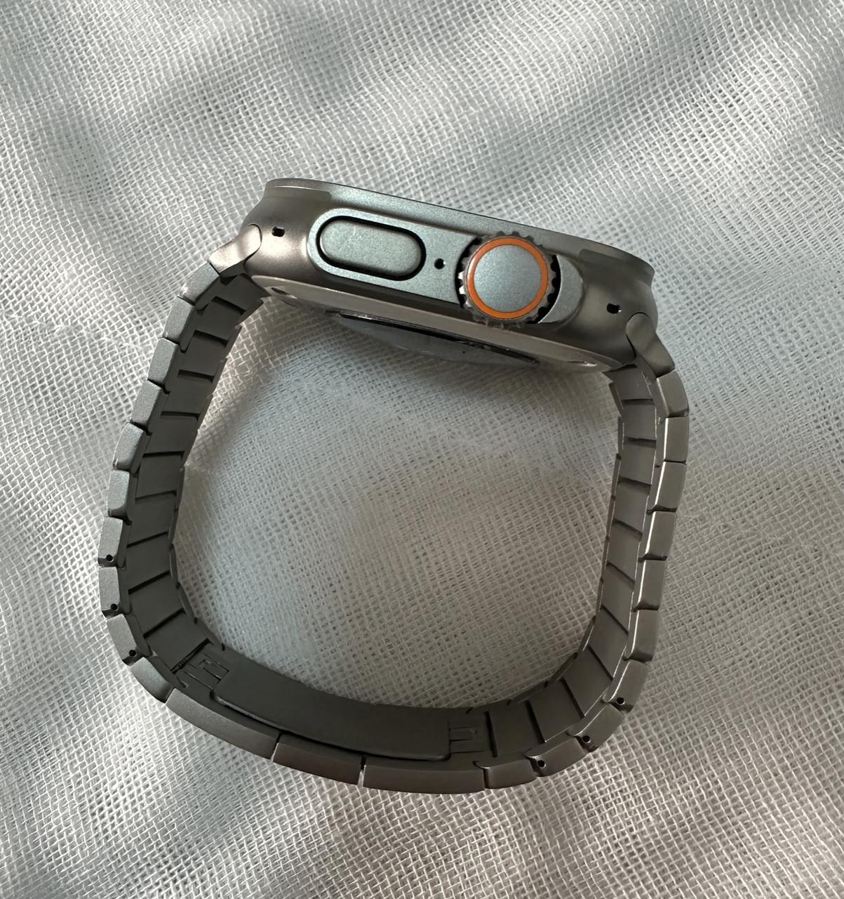 这算不算Apple Watch Ultra最完美表带？这种不锈钢链式表带感觉很搭
