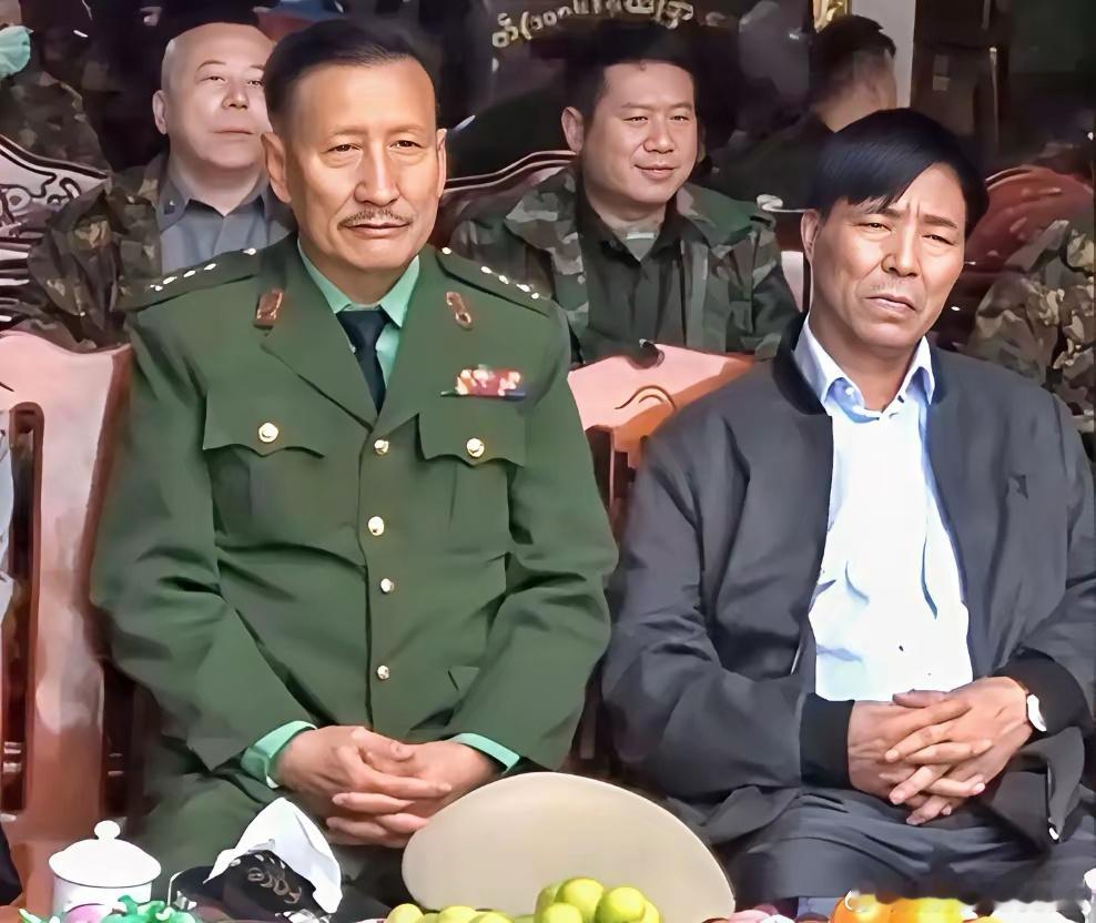 曾经无比风光，现在身首异处，应了一句话“善有善报，恶有恶报”后面一句你们接 ​​