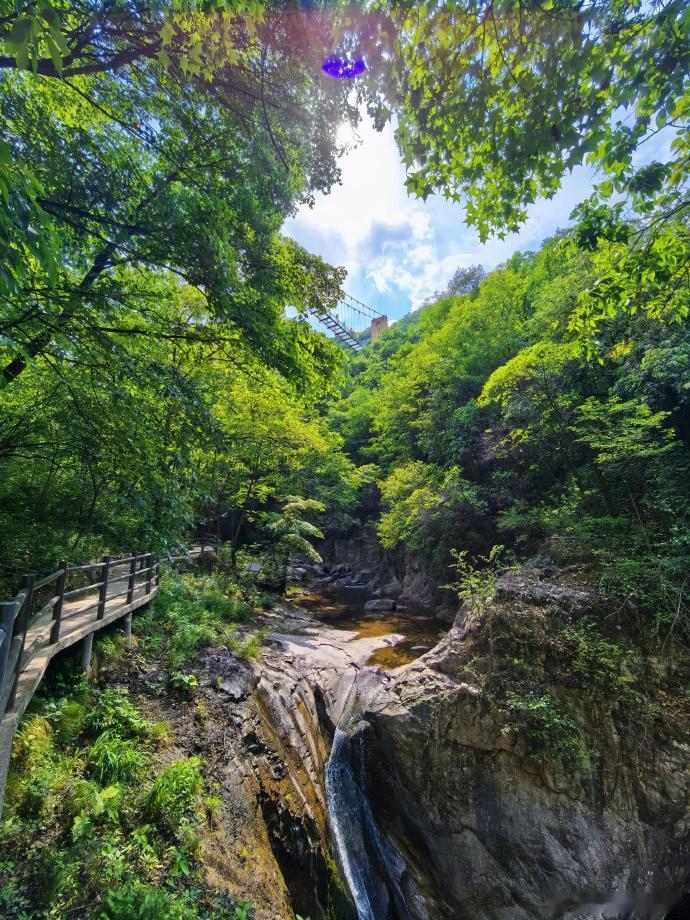 河南栾川的夏天永远不会让人失望盛夏来河南栾川感受自然凉意试过好多避暑地，还是栾川