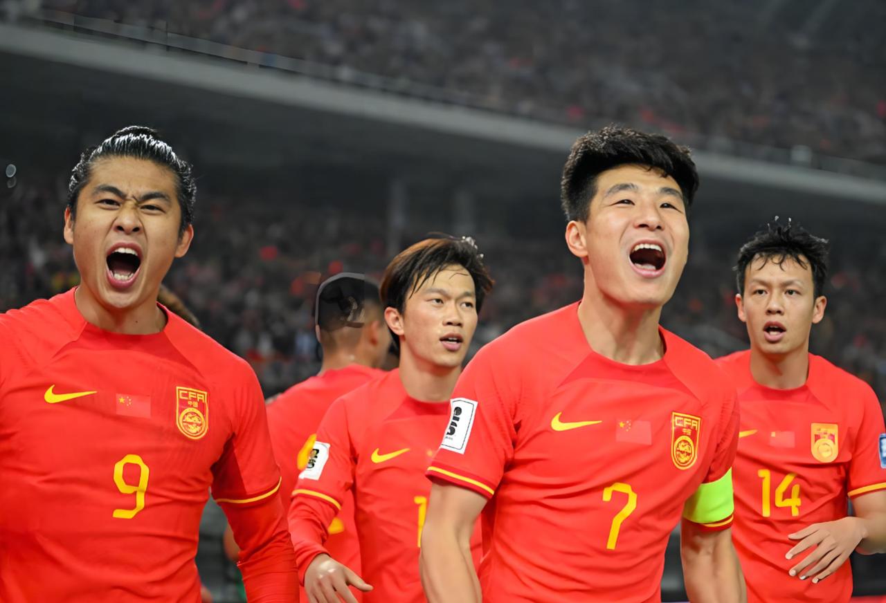 武磊点评日本队！
世界杯十六分之一决赛，日本队与巴西队的比赛，最终，日本队功亏一