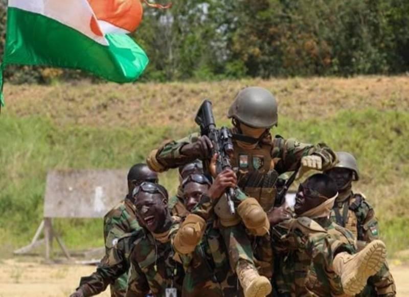 外交政策杂志：不应让尼日尔成为新的“乌克兰” 在西非联盟(西非经共体)发生政变后