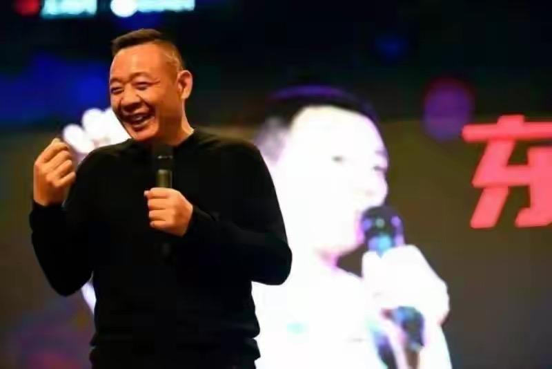 如何评价于东来发文力挺韩红？

河南千年底蕴才出一个于东来，要跨时间维度看待他，