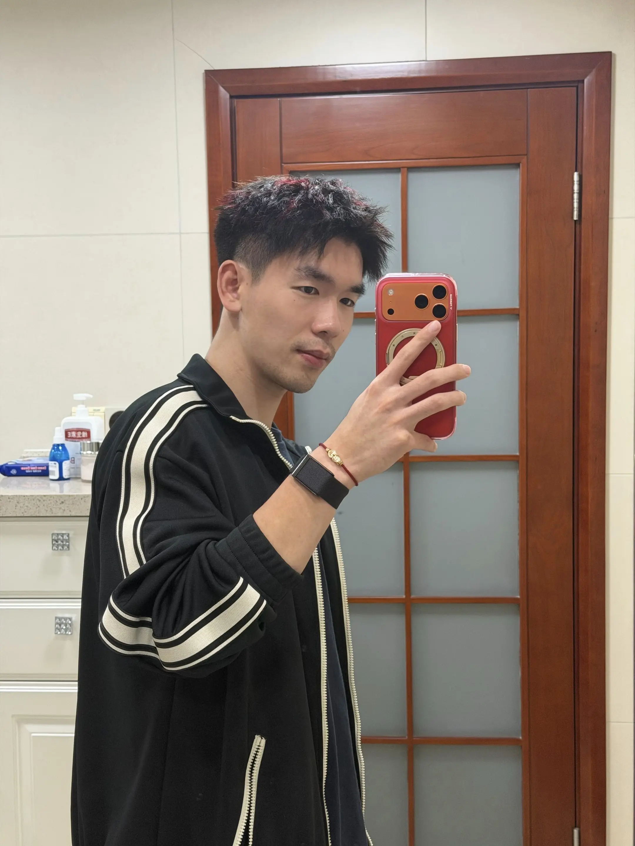 孙文骏dy更新：宁波小记🏆恭喜🏅！ 石宇奇夺赛季首冠2026年羽毛球亚锦赛中