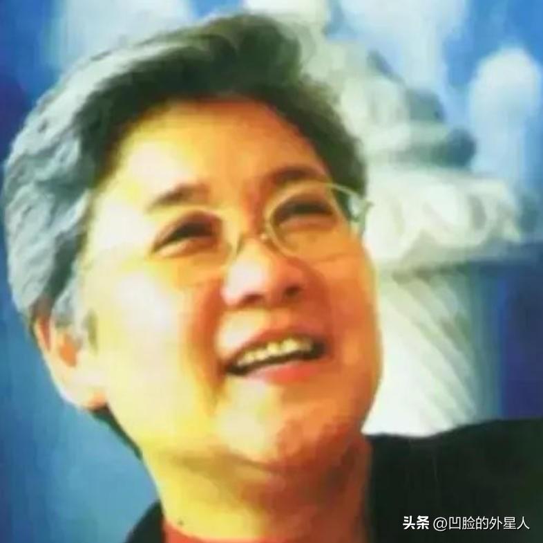 1977年9月，唐闻生被下放到“五七干校”劳动，从此她远离了工作多年的外交系统。