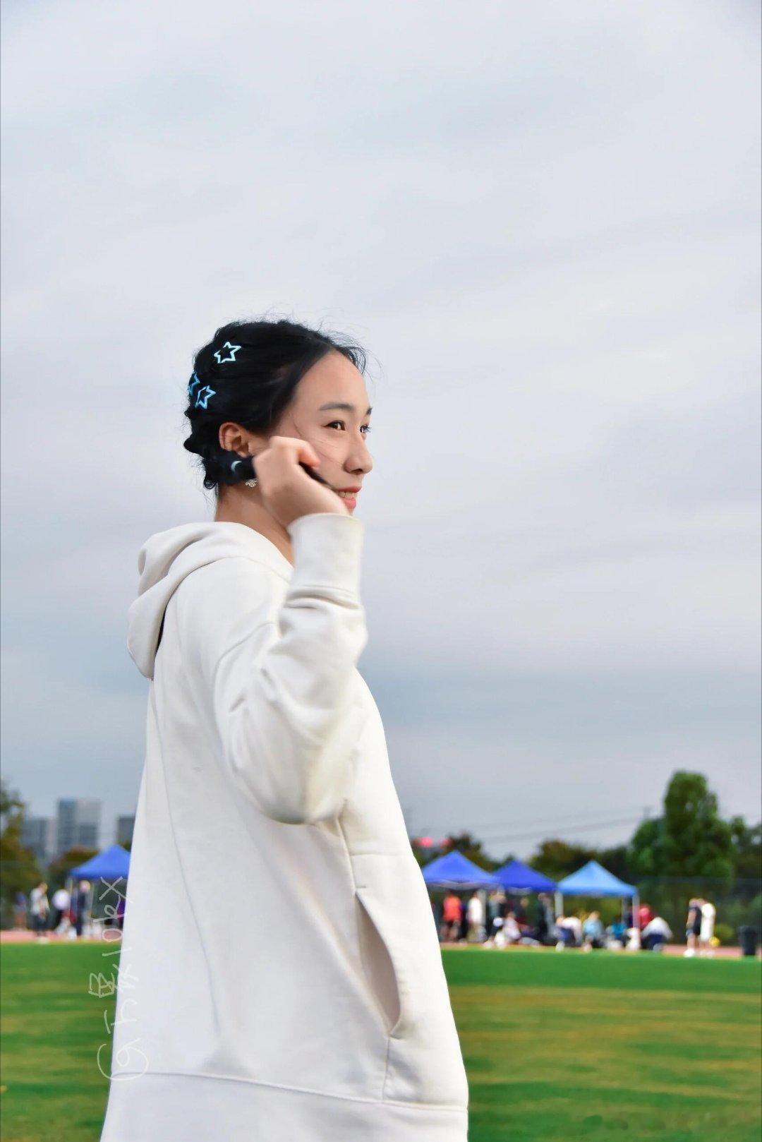 陈妤颉因喝奶走红的冠军第一人 从杭州亚运火炬手，到名古屋亚运参赛选手。三年前还在