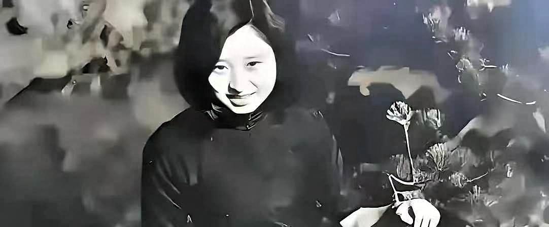 1938年，2名日军闯入王金英家中，看着漂亮的王金英就往她身上扑，不料王金英不躲