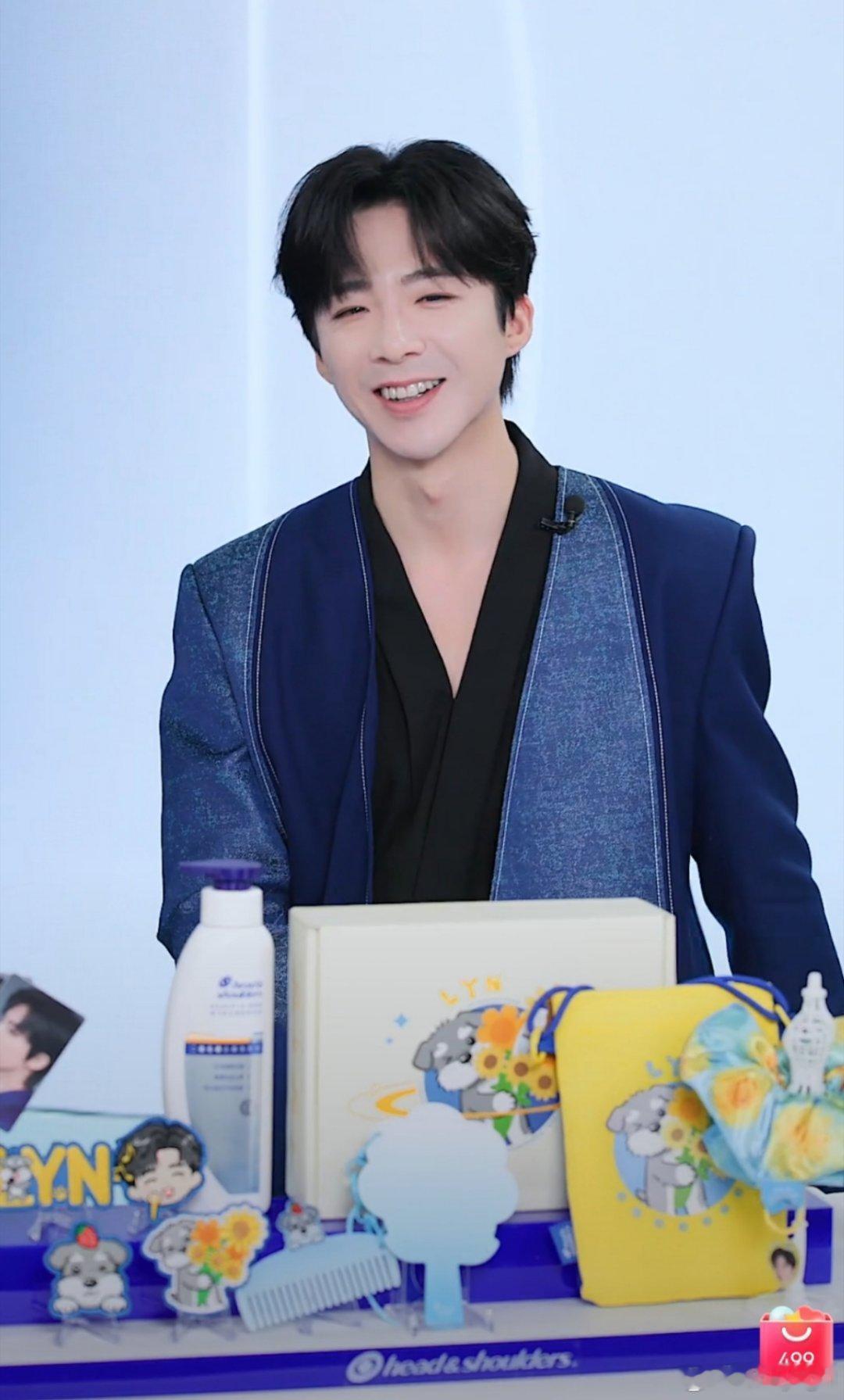 刘宇宁的2025巡演 🐾刘宇宁玫瑰丛生 🐾摩登兄弟 刘宇宁 老大早安呀～今天