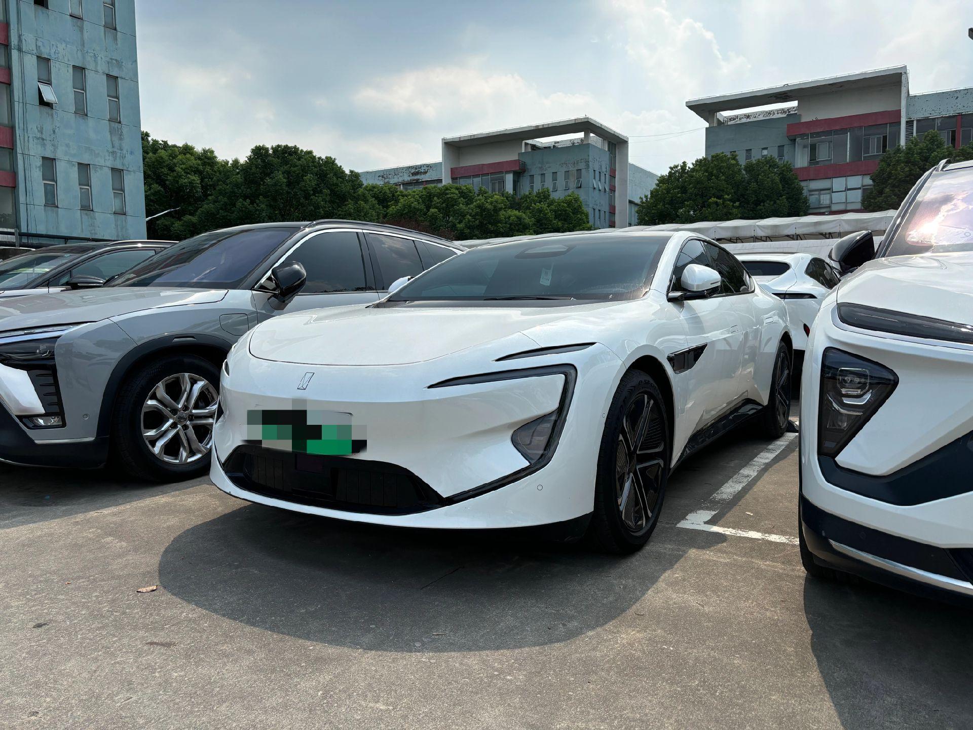 听说你想买二手阿维塔？手里还有十几台二手阿维塔在卖，里程都在1-2万公...