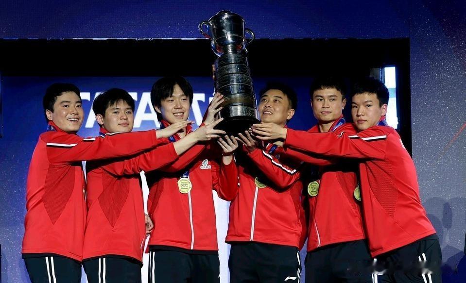 林诗栋为什么会突然这么拉了
最为最年轻的世界第一，小号樊振东。怎么从瑞典大满贯后