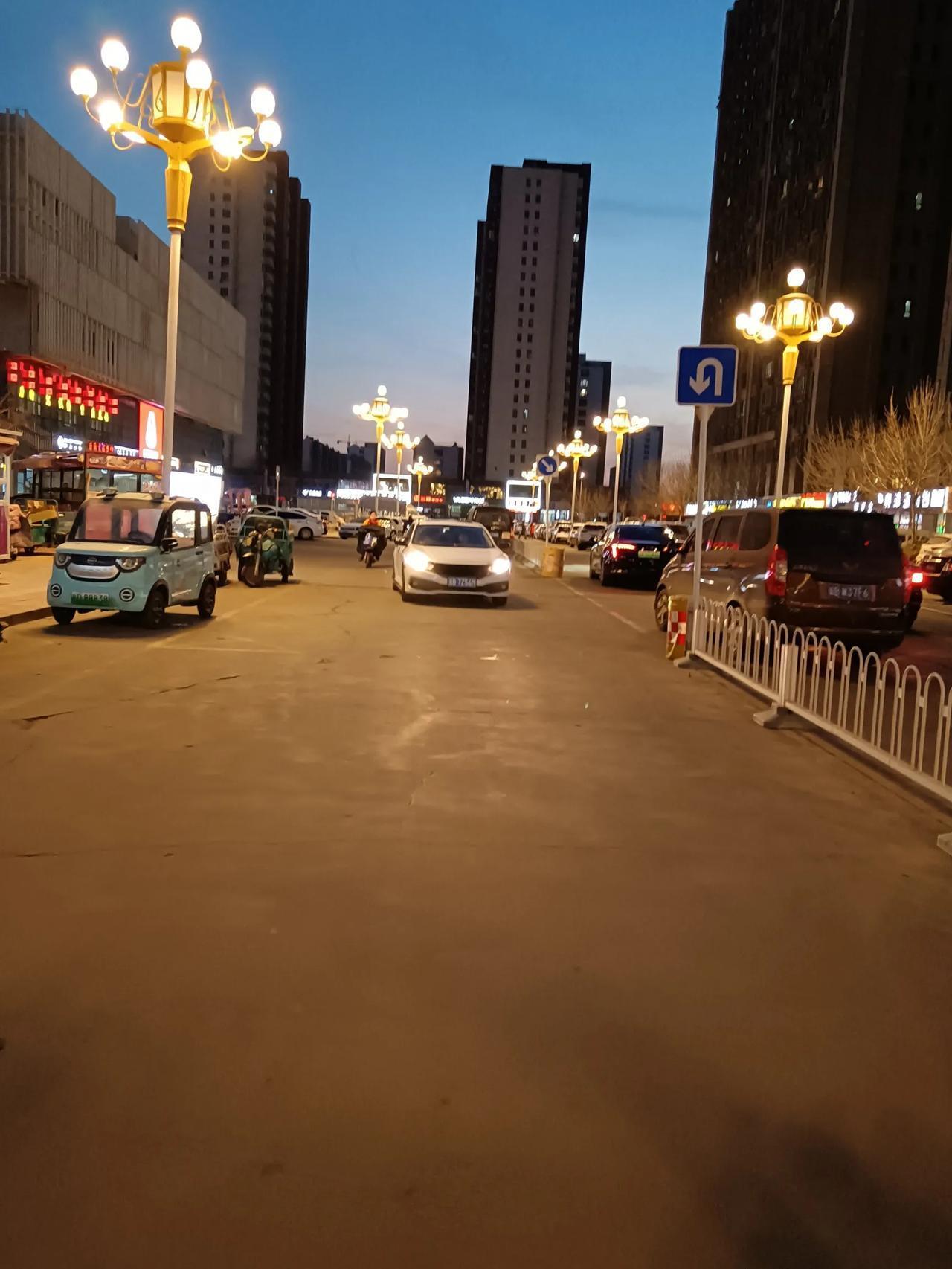 同样是住楼房，弟媳妇家的楼房从来没交过取暖费。

弟媳妇家，就是生二胎那年交了取
