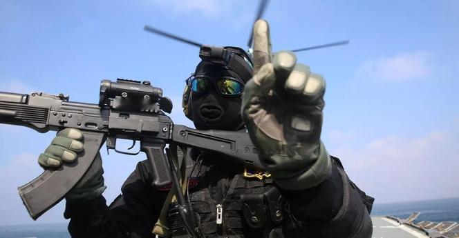 最近国际上最劲爆的消息，莫过于伊朗这波彻底不藏着掖着的强硬反击，可能很多人还没反