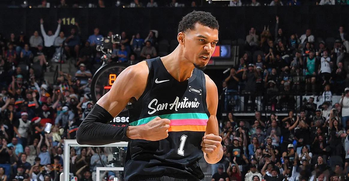 文班亚马：我们的目标是直通季后赛 现在将瞄准分区冠军宝座北京时间12月24日，N