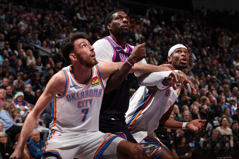 北京时间12月20日，NBA常规赛森林狼主场112-107击败雷霆，爱德华兹伤愈