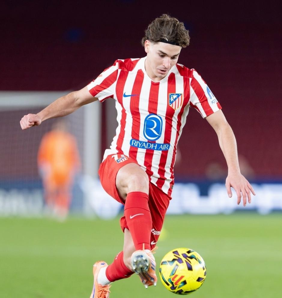 欧洲转会新闻！
★冠军的梦想！
马竞计划留住阿尔瓦雷斯，但球员方面并未关闭转会的