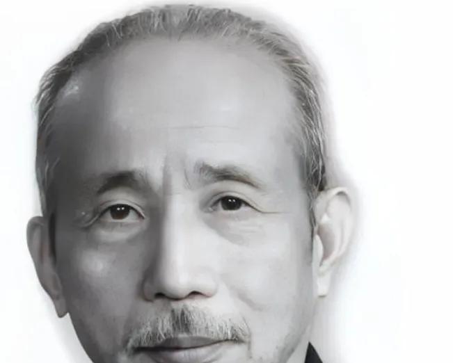 1937年，地主王学文发现一20岁女兵躺在家门口，见四下无人，他一下将女兵扛到了