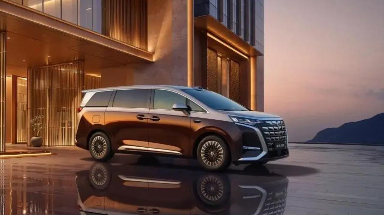 闪充+第二代刀片电池！第二代腾势D9上市，35.98万起，闭眼冲不亏


4月2