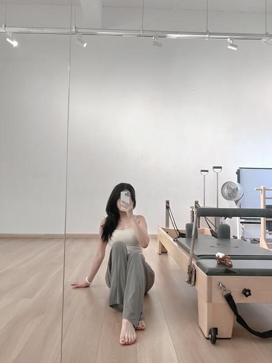 普拉提女孩