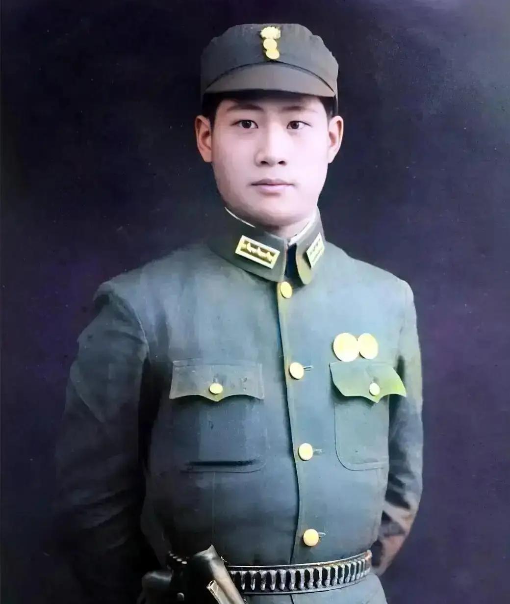 1950年，台湾共产党员林正亨被枪决，囚车正巧经过他家门前，他猛然站起大声喊：保