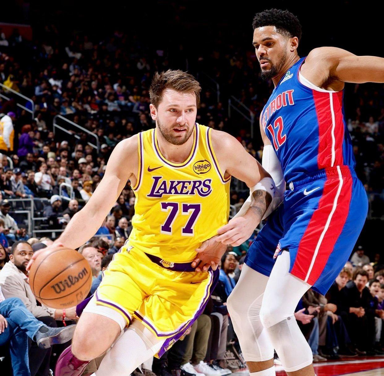 年迈的老詹，难堪大用的里夫斯，与前未婚妻纠葛不断的东契奇，本赛季湖人要没！

稍