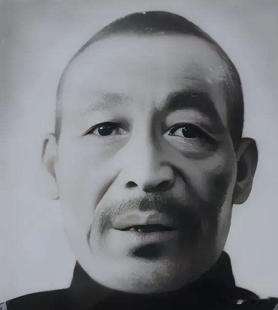 1949年，杀了上千名红军的韩起功逃入祁连山，解放军搜寻多日无果。谁料，一位农民