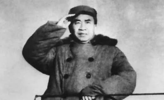 1928年，蒋介石急令范石生逮捕朱德，范石生却当着朱德、陈毅的面，把告密者丁煦击