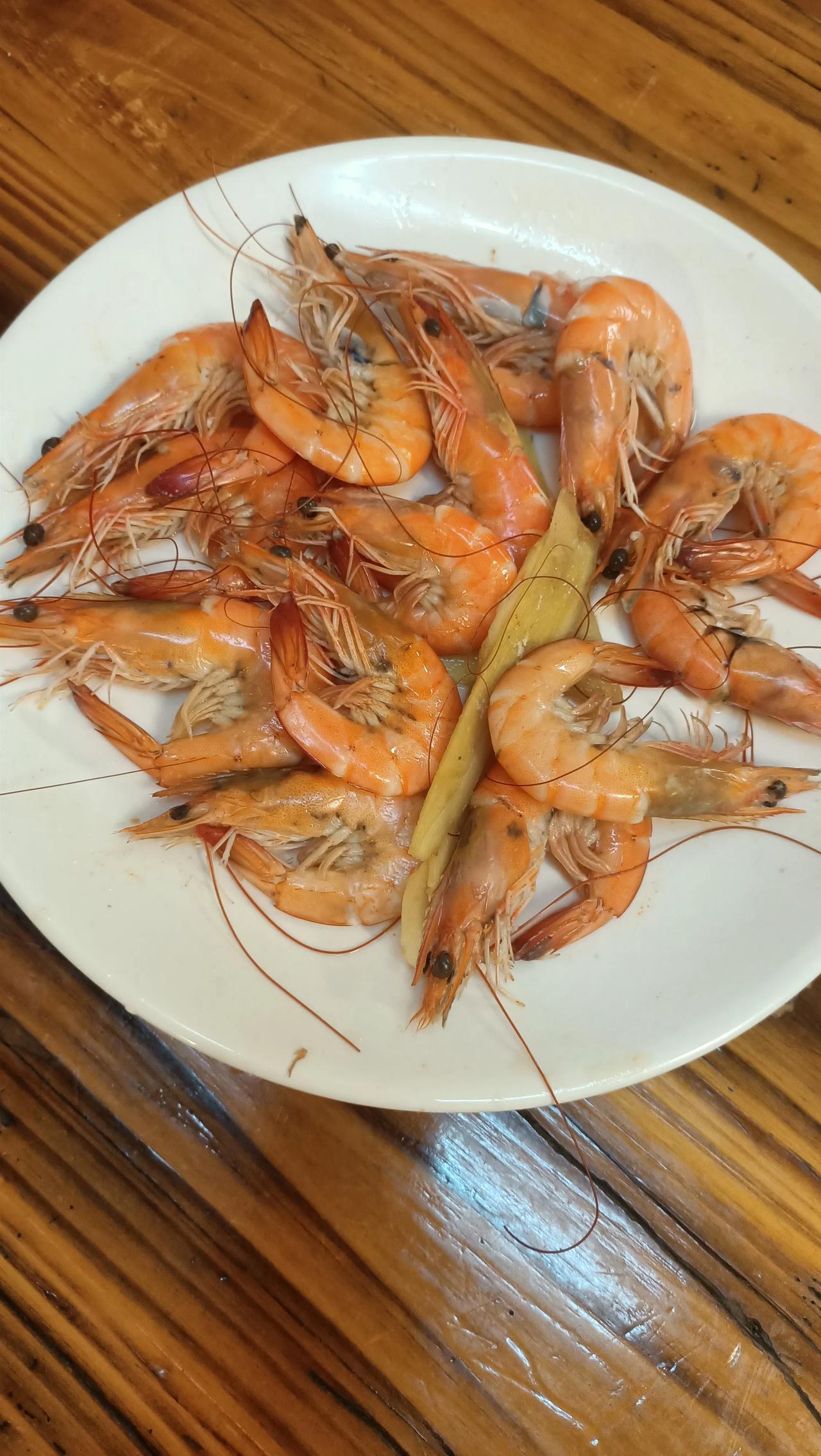 吃了美食，看了电影《好东西》，愉快的日子总是过得很快