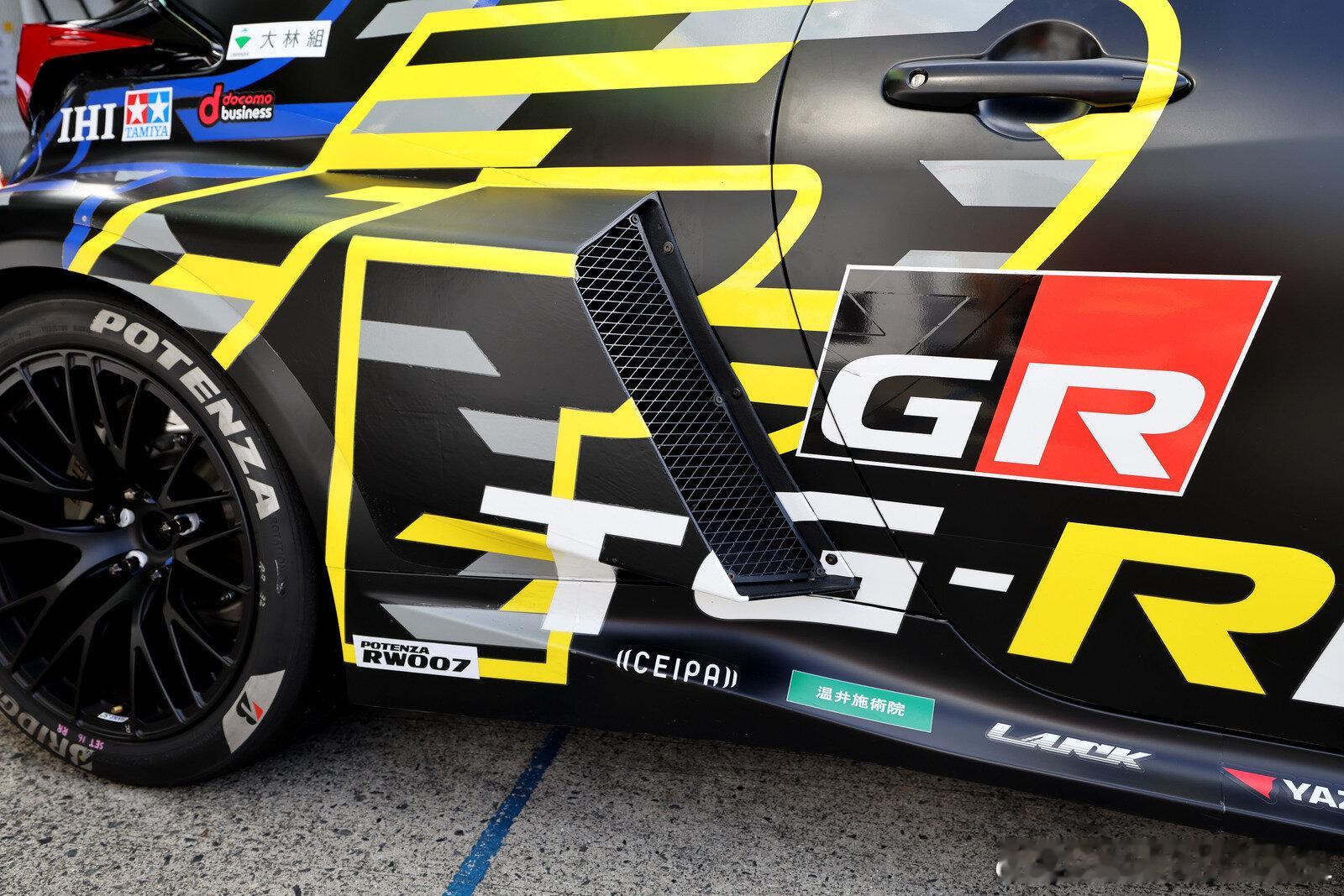 中置GR雅力士赛车参考保时捷冷却设计？近日，Video Option上线了一期开