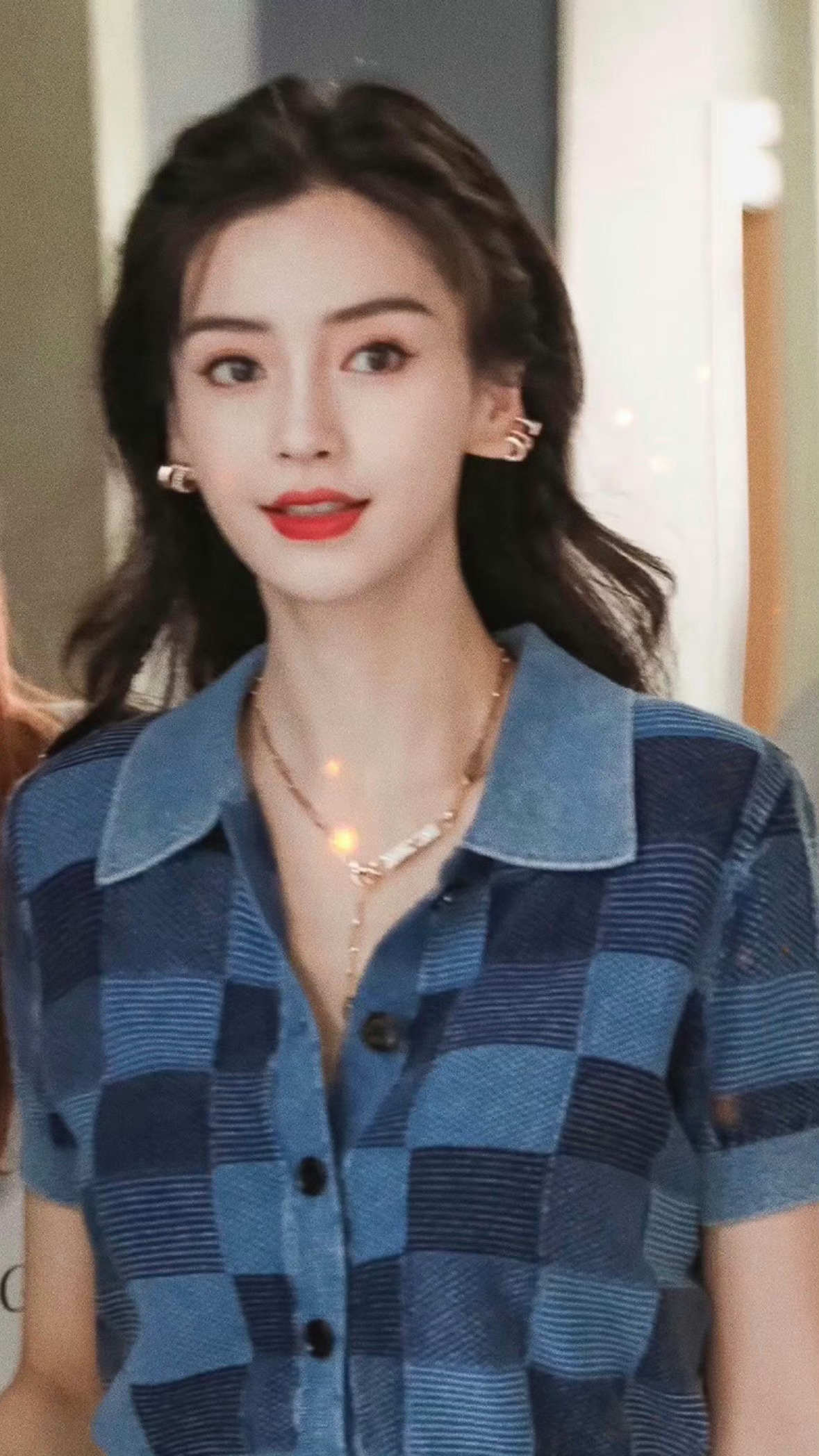 非正式跨年派对  和杨颖一起奔向2026将将们手机相册里存的最久的关于一张照片是