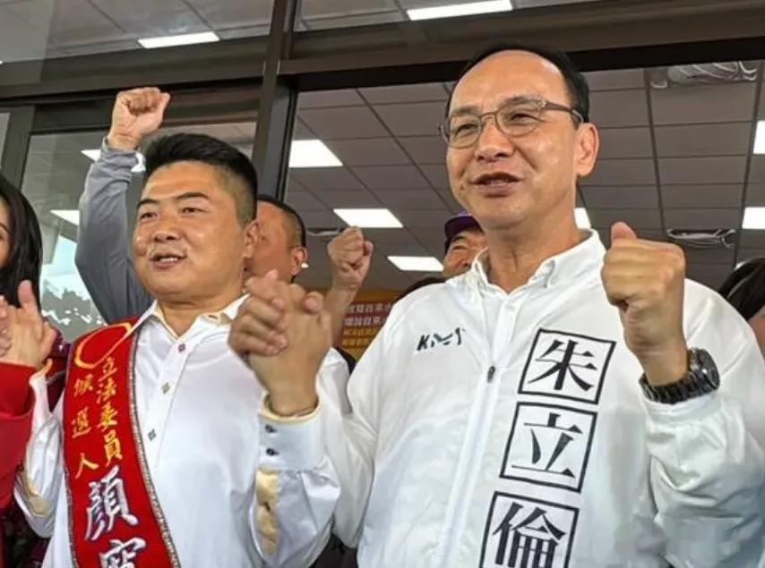 朱立伦在台中市第二选区国民党参选人颜宽恒举行的竞选总部成立大会上，朱立伦表示，侯