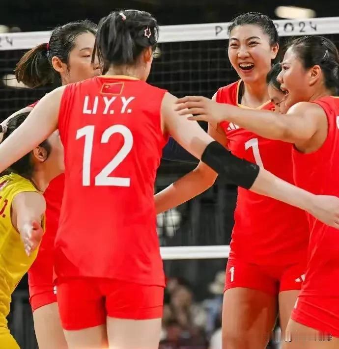 奥运女排第二场， 中国女排vs法国女排，双方实力对比

8月2日凌晨3点，巴黎奥