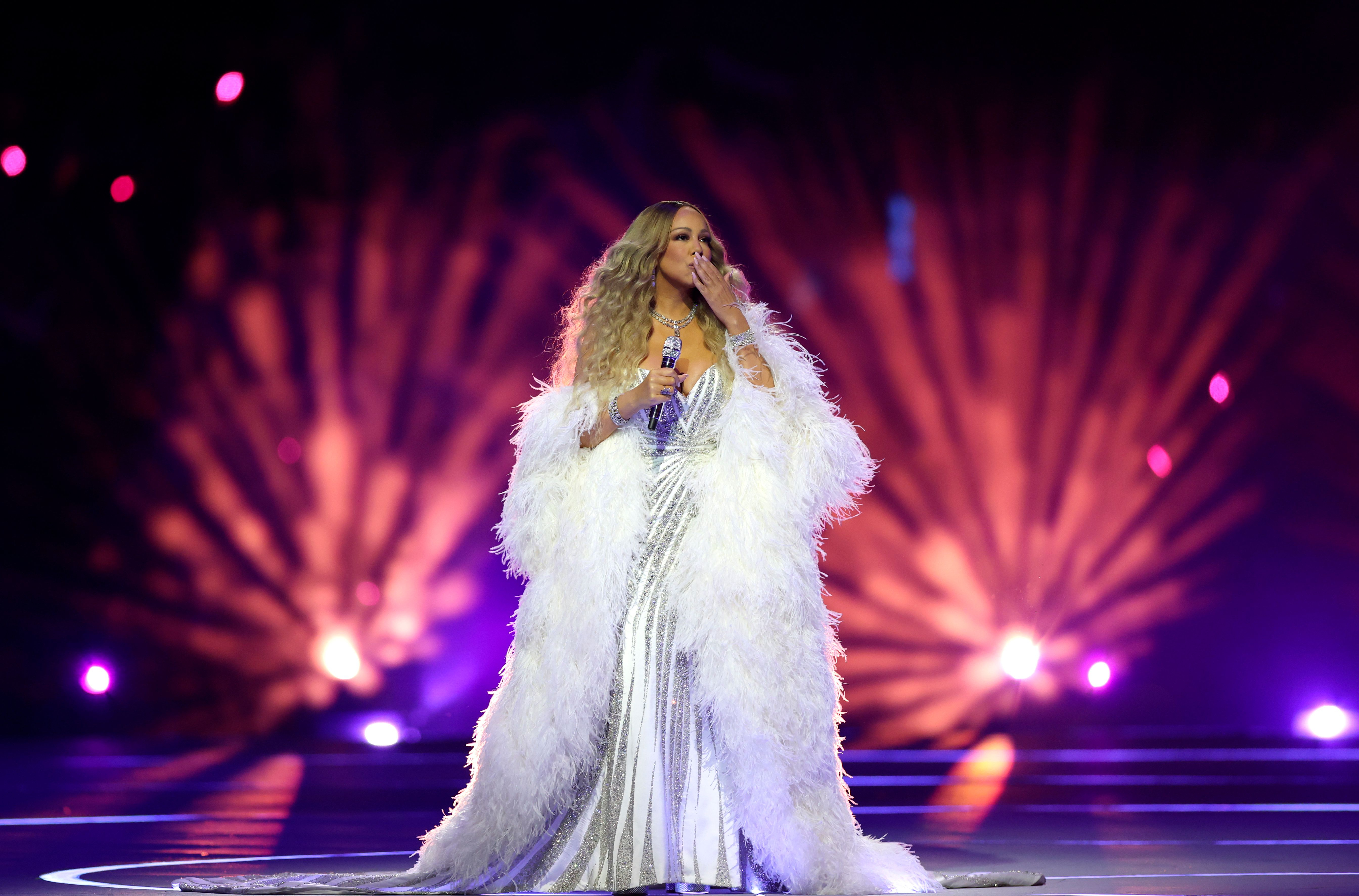 米兰冬奥会冬奥会开幕式极清美图大赏第二弹！有牛姐Mariah Carey玛丽亚凯