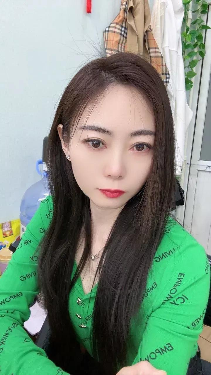 我爸在电话里告诉我我说现在他的养老金升了，一个月能有150块钱了，那语气，我在电