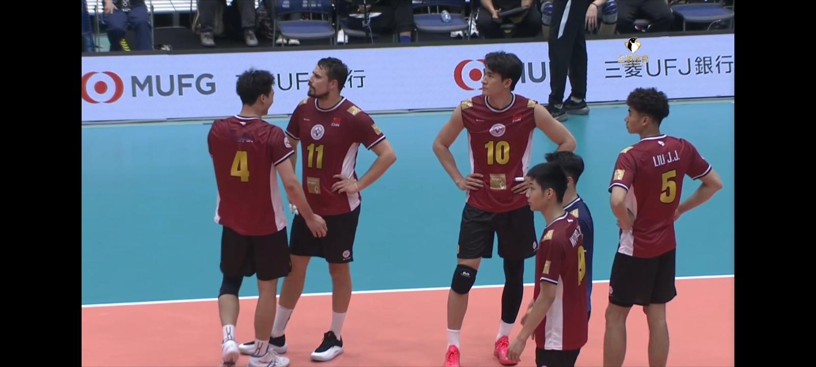 2025男排亚冠 上海男排vs伊朗俱乐部，上海队26比28失利第一局，太可惜的一
