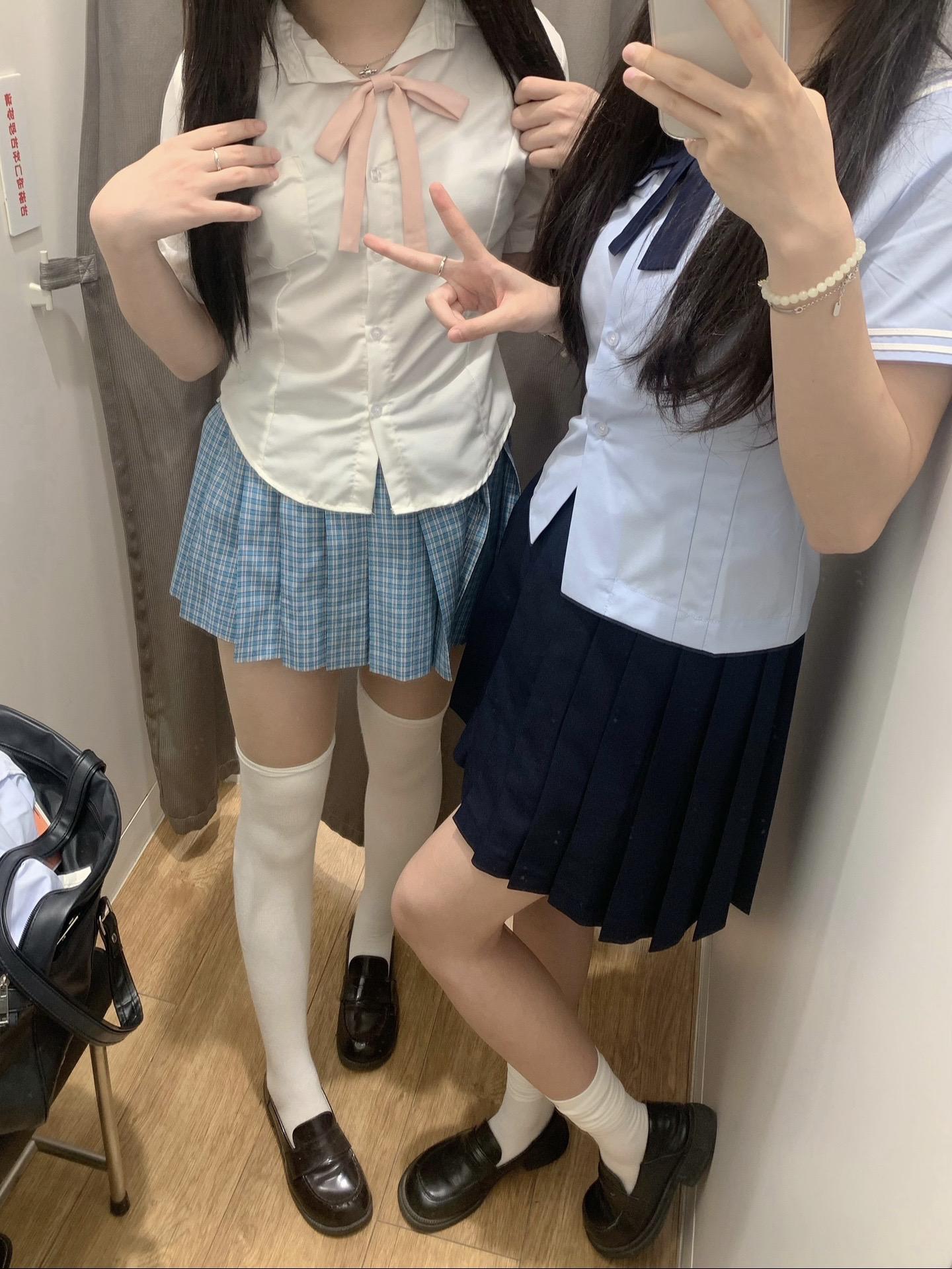 我讨厌跟你聊天 一起打游戏的女孩子 其实我知道我该讨厌的是你