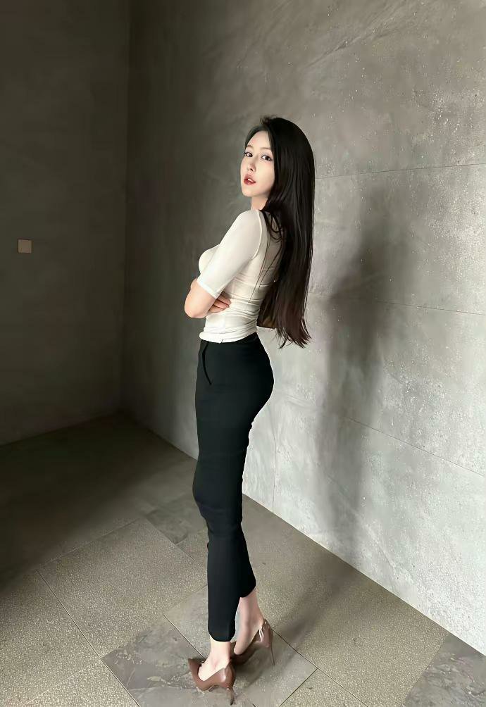 这要是娶回家，还得了。 