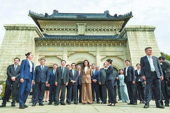 郑丽文与卢秀燕，谁更适合代表国民党出战2028年台湾地区领导人选举？谁更具有担当