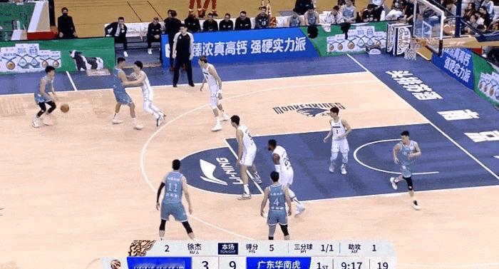 林葳的这个大跳投已经成为了他的代名词，但如果他想走到更高的舞台，还必须提高自己的