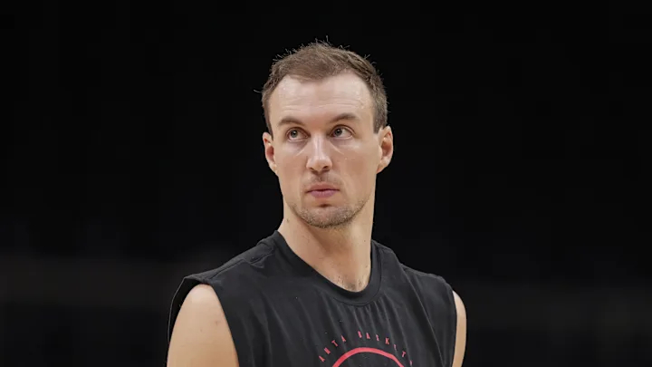 【截止日交易点评汇总】1.湖人&老鹰交易内容湖人得到肯纳德老鹰得到文森特，203