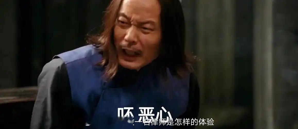女子与4岁男童摸臀争议 看过原视频，别人四岁的小朋友不小心碰到，什么叫做“摸臀”