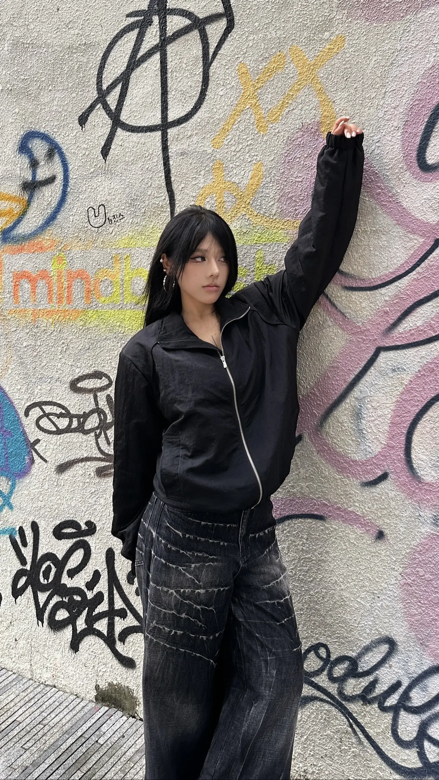 穿帅一点 让男生穿包臀裙。