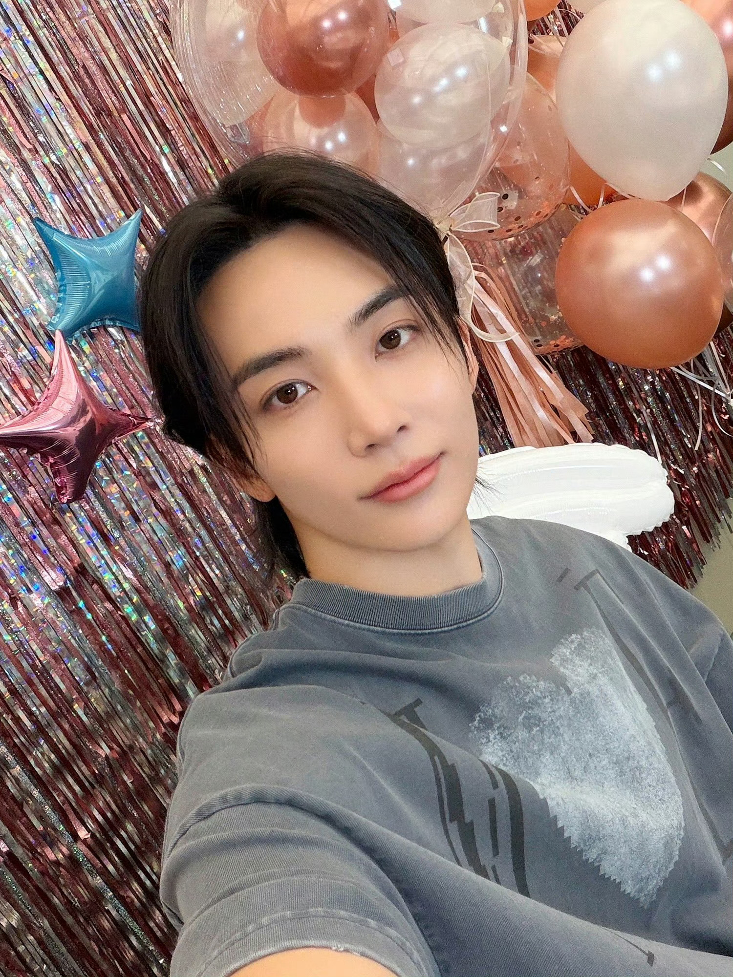 我要宝着这个叫尹净汉的男人像只战斗的母鸡一样护崽谁敢骂他一句我骂回去十句我就是男