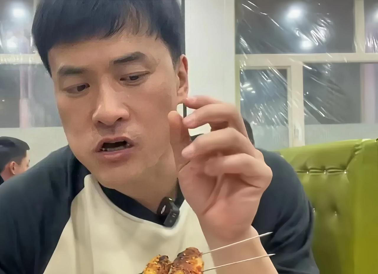和何洁离婚7年后，赫子铭宣布再婚了！这次他的现任妻子温柔声音甜美，两人看起来十分