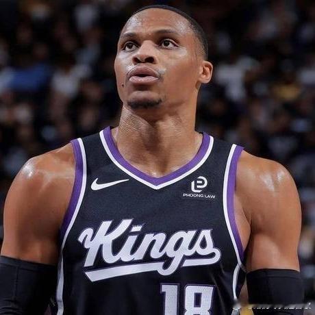 《国王14连败拒裁威少教练直言年轻人需要他骂醒全队的软弱》现在的萨克拉门托国王队