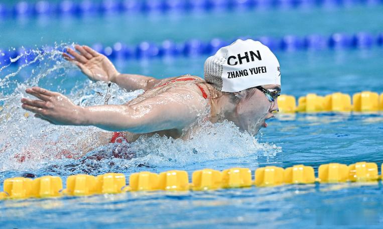 等不及徐嘉余改技术了 要争奖牌中国男女4X100混应该做革命性调整 潘展乐狂追各