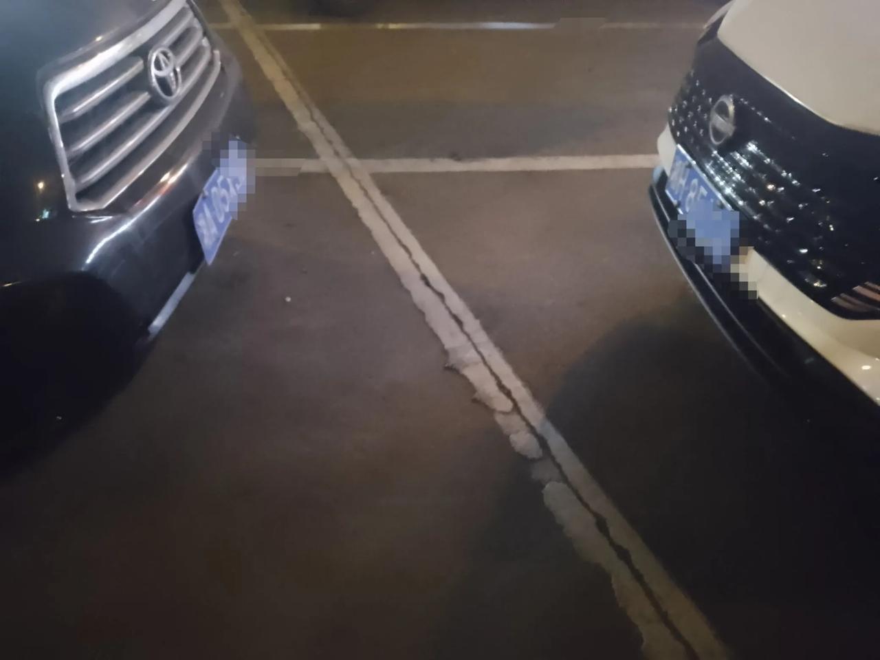 都讲新能源汽车多于油车，但是马路停的都是传统油车，这到底是为什么？其实，油车还是
